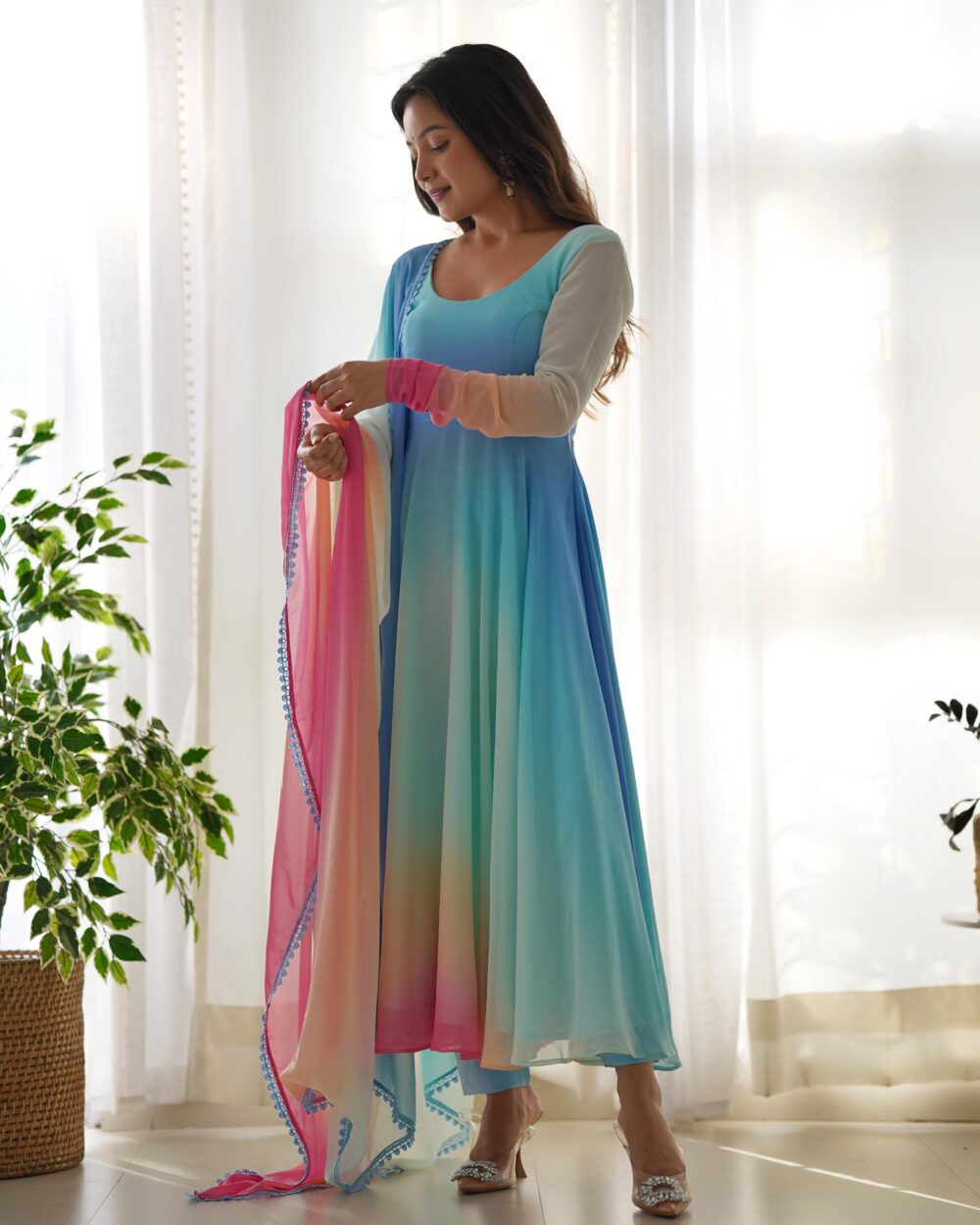 Women Anarkali Suit-Stylishwear