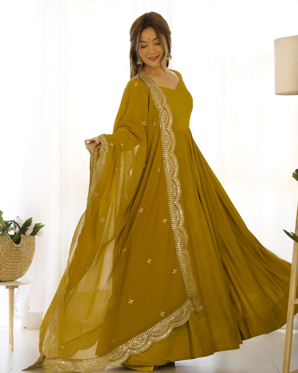 ANARKALI-stylistswear